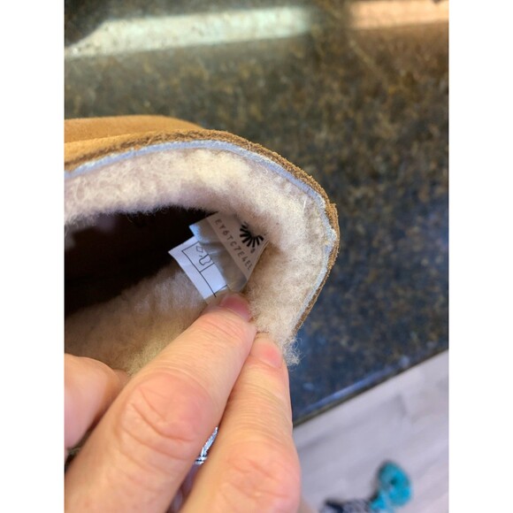 FIRM Ugg Australia Women's Kasen II Boots Size 9 EUC - Picture 6 of 9